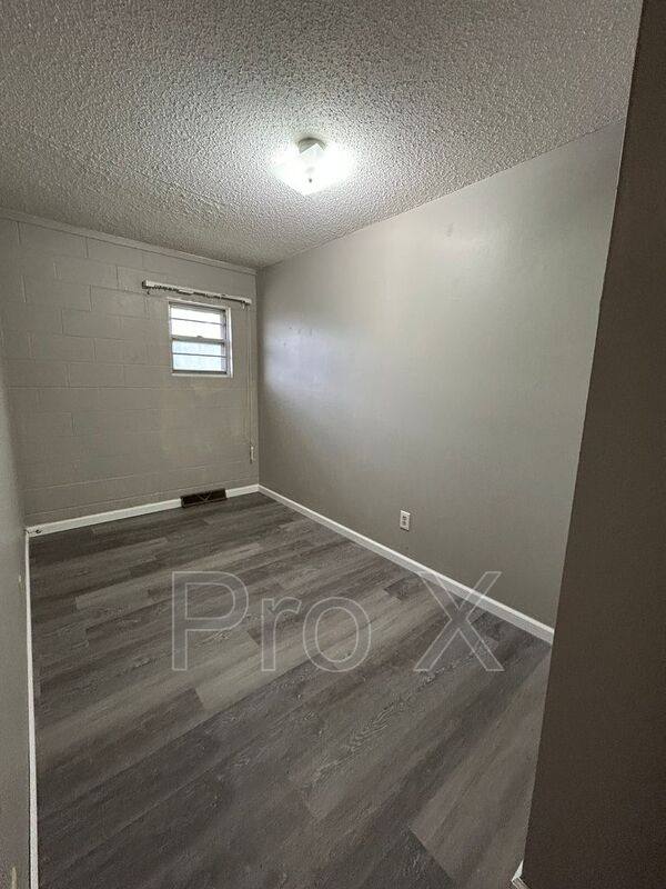Apartment for rent at 825 S Cherokee #5, Girard, KS 66743