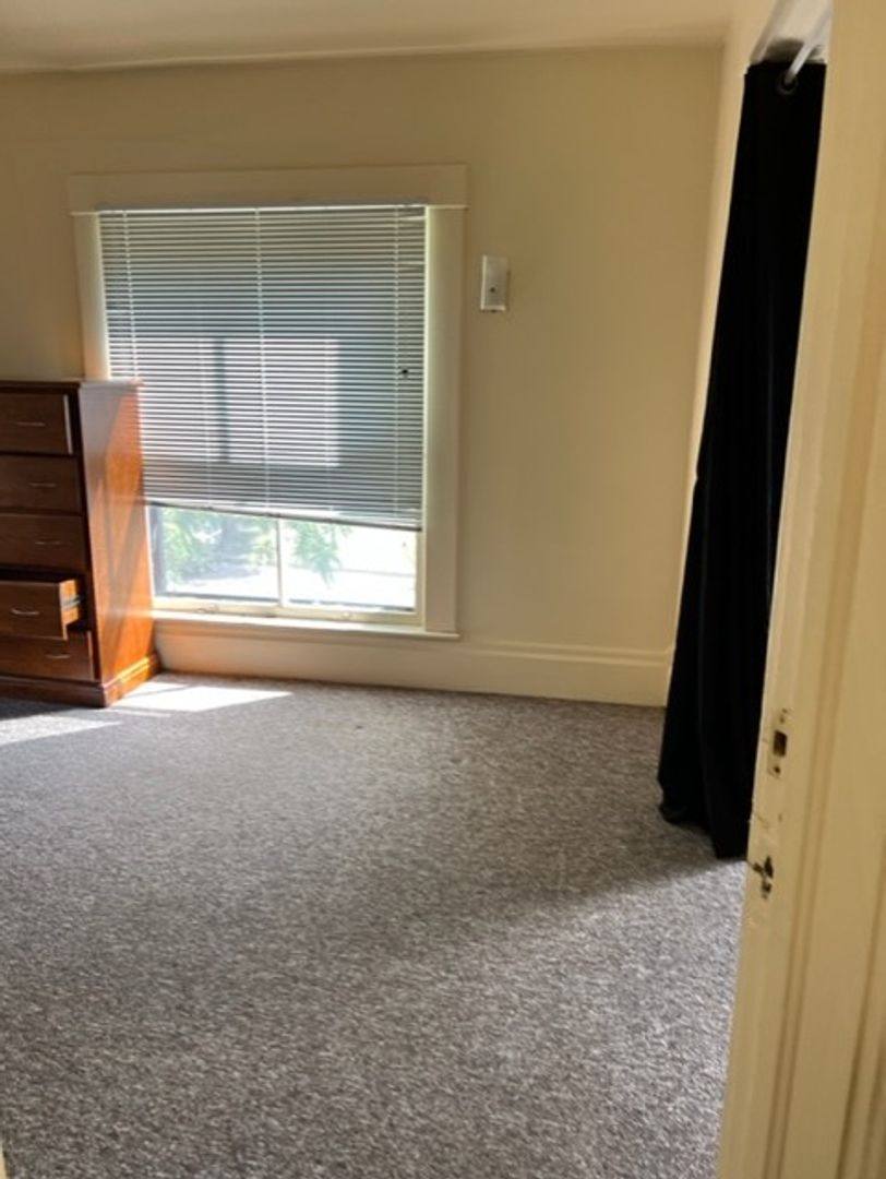 House for rent at 507 Lawerence St, Ann Arbor, MI 48104
