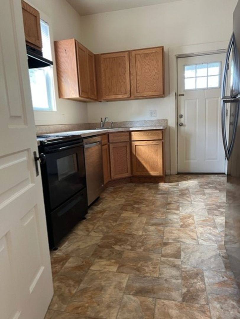 House for rent at 507 Lawerence St, Ann Arbor, MI 48104