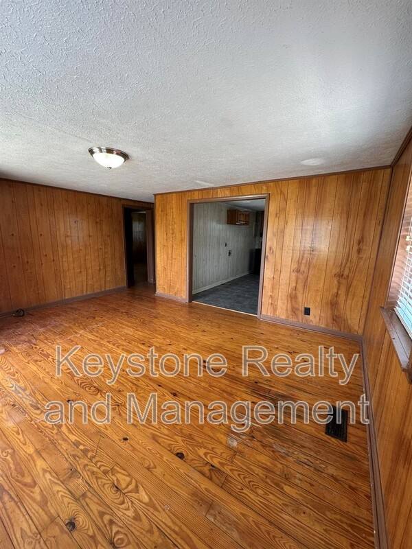 House for rent at 106 Dickerson Lane, Hopkinsville, KY 42240