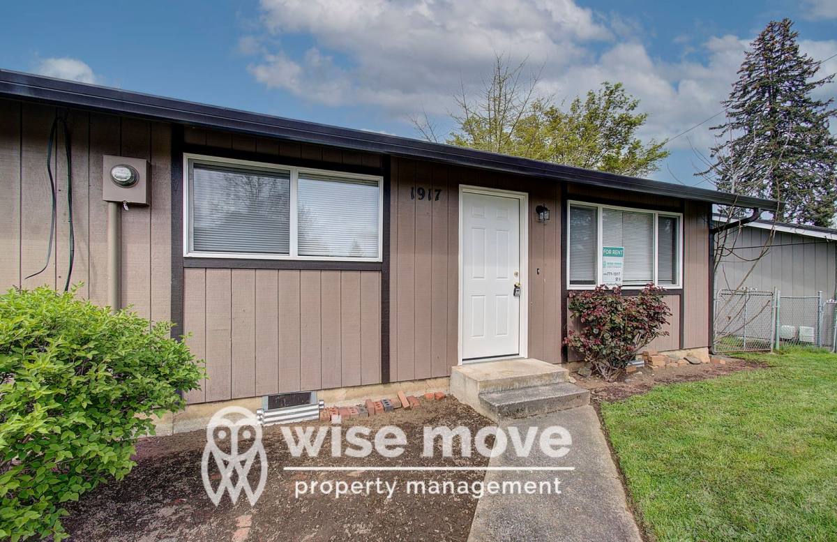Apartment for rent at 1911 & 1917 SE, Camas, WA 98607
