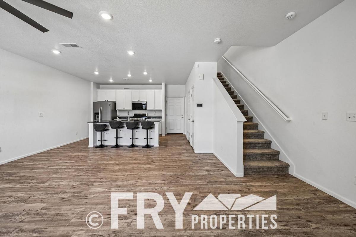 Townhouse for rent at 21061 E 60th Ave, Aurora, CO 80019