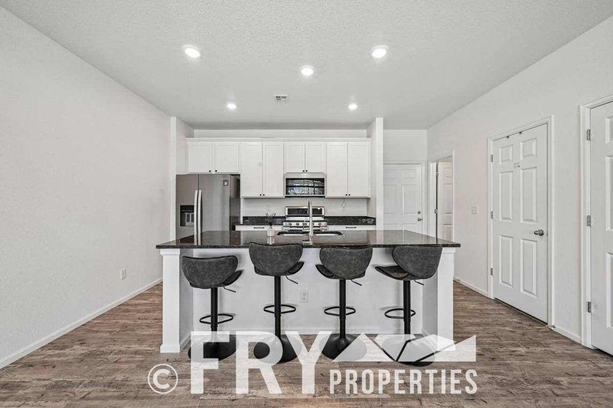 Townhouse for rent at 21061 E 60th Ave, Aurora, CO 80019