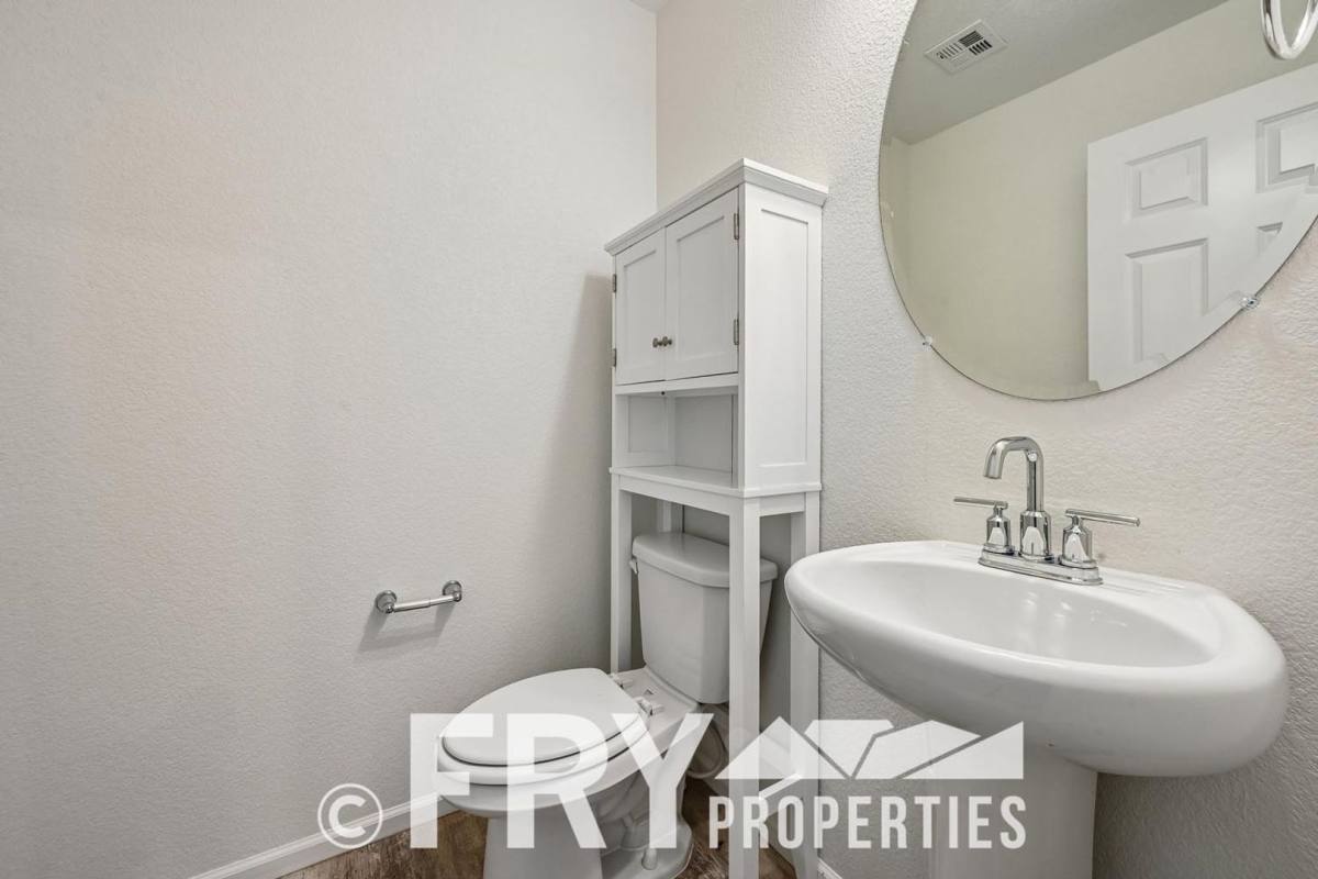 Townhouse for rent at 21061 E 60th Ave, Aurora, CO 80019