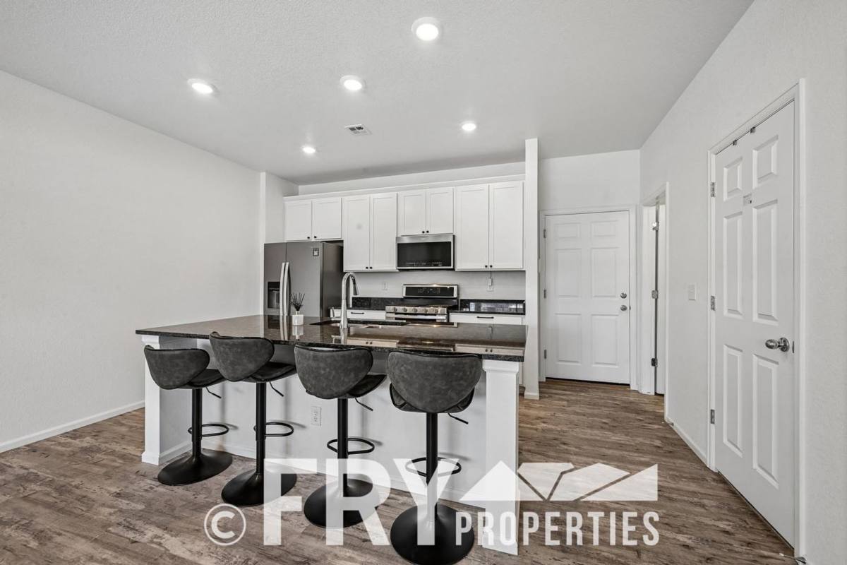 Townhouse for rent at 21061 E 60th Ave, Aurora, CO 80019
