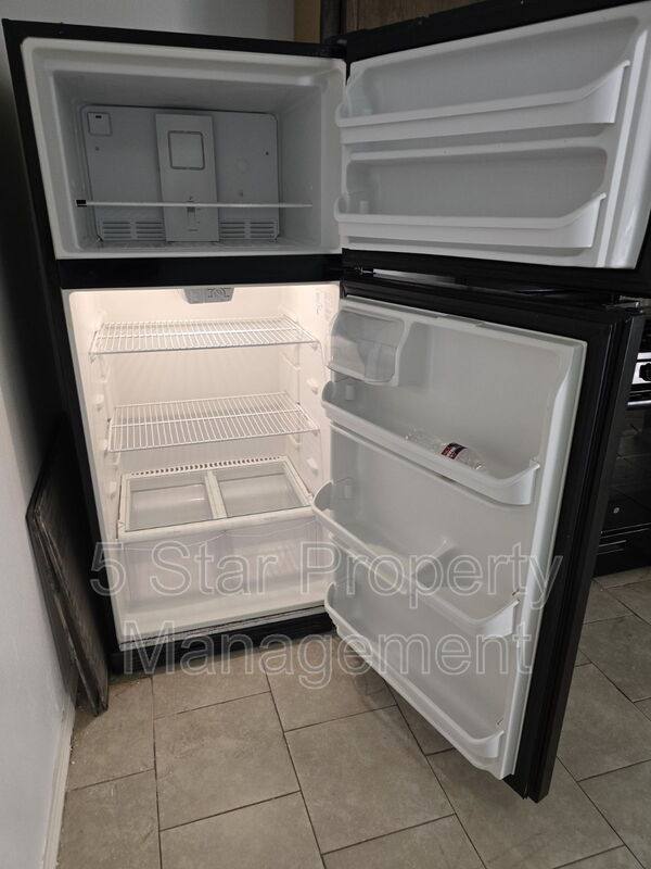 Apartment for rent at 1654 Exeter Dr #4, El Paso, TX 79928