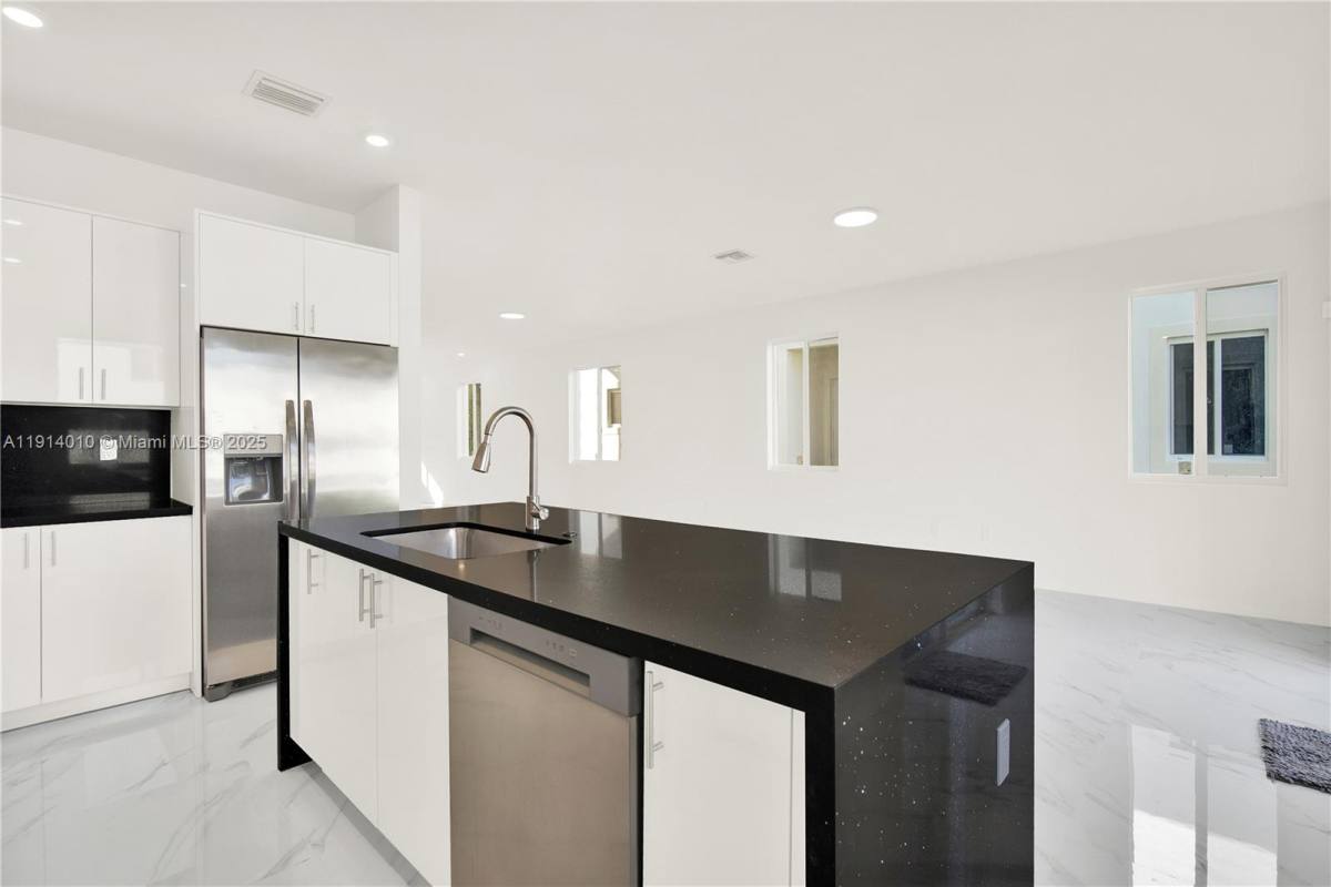 Townhouse for rent at 22535 SW 125th Ave, Miami, FL 33170
