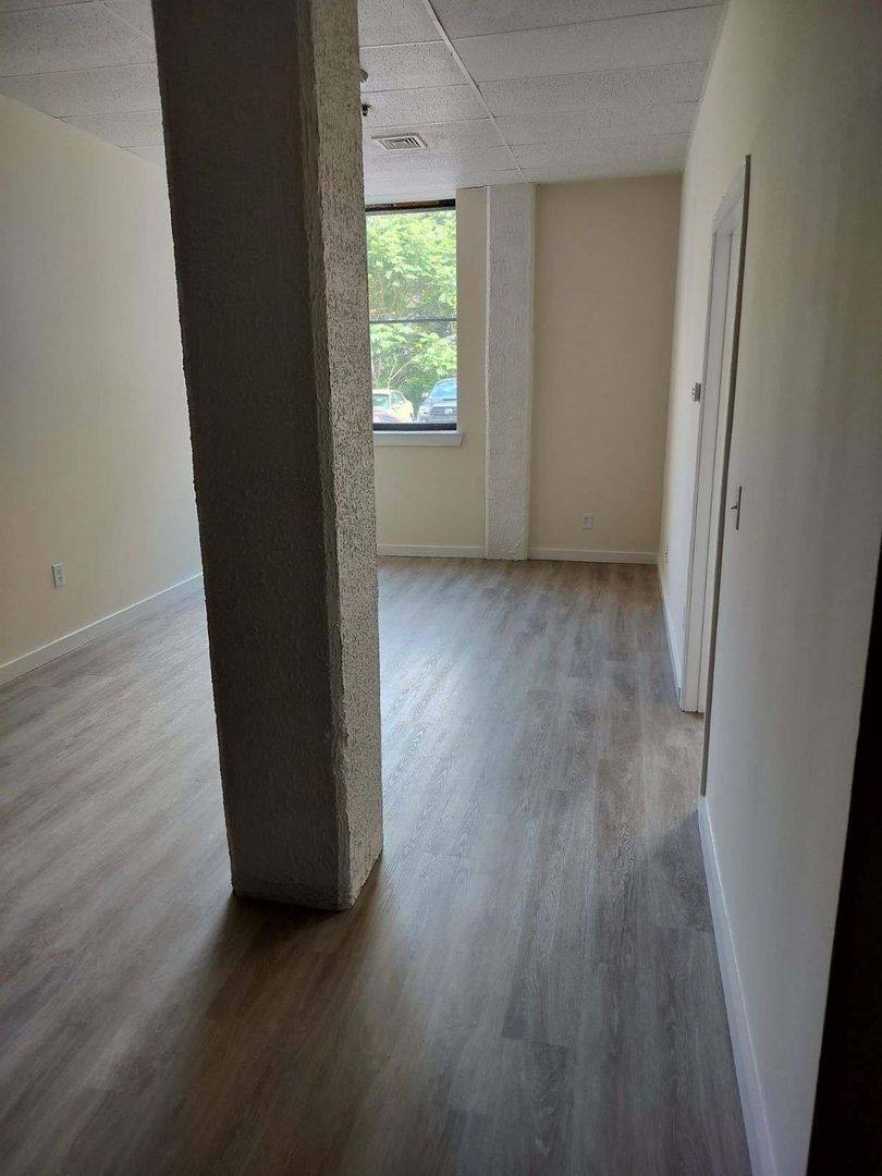 Apartment for rent at 33 Deforest St, Seymour, CT 06483