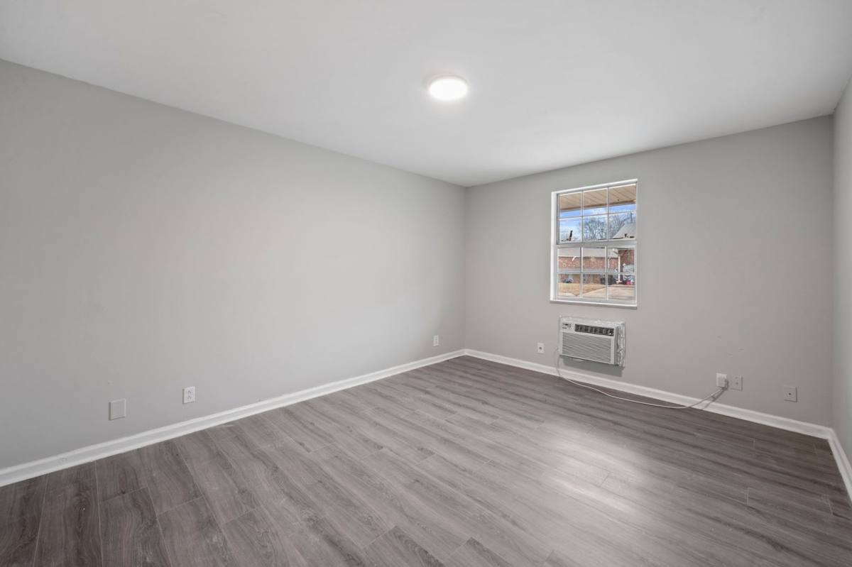Apartment for rent at 101 Walnut St, Clarksville, TN 37042