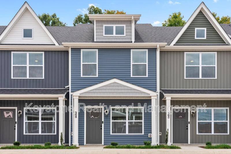 Townhouse for rent at 103 Front Ridge Circle, Clarksville, TN 37040