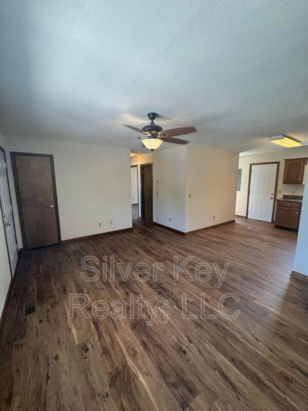 Apartment for rent at 1906 N Jackson St, Athens, TN 37303