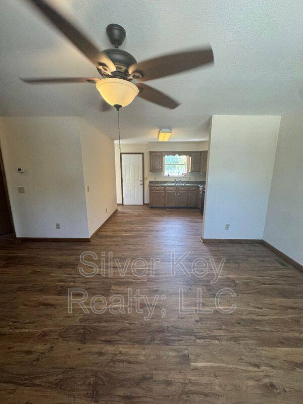 Apartment for rent at 1906 N Jackson St, Athens, TN 37303