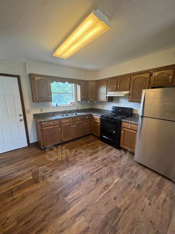 Apartment for rent at 1906 N Jackson St, Athens, TN 37303
