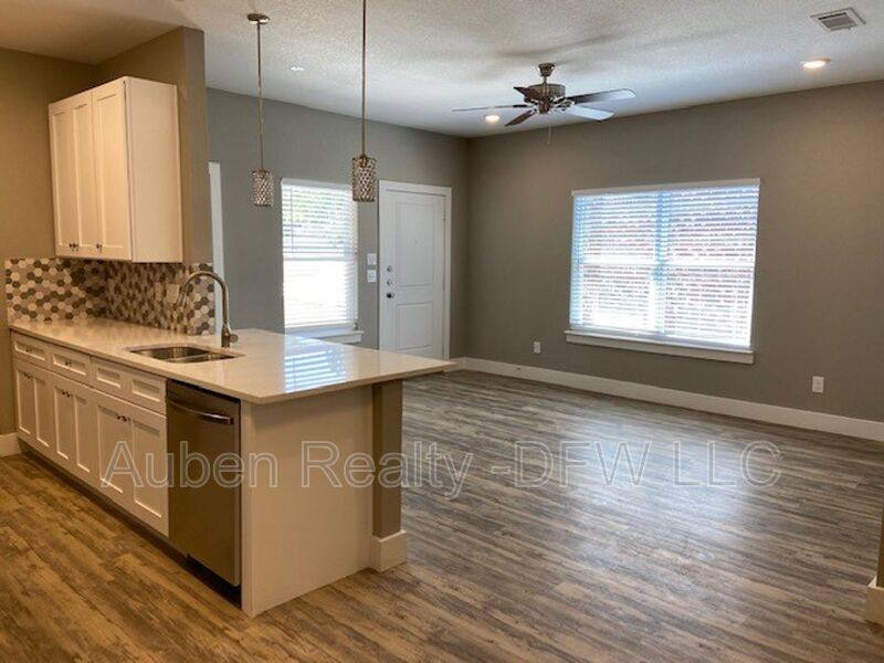 House for rent at 8006 Doreen Ave, Fort Worth, TX 76116