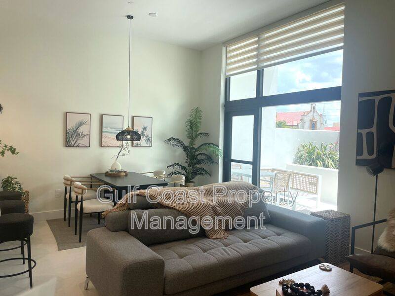 Condo for rent at 1558 4th St #208, Sarasota, FL 34236