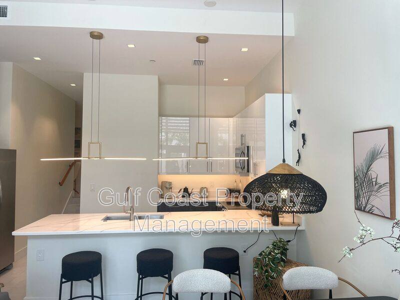 Condo for rent at 1558 4th St #208, Sarasota, FL 34236
