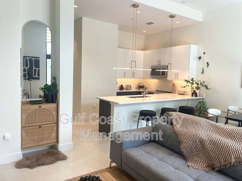 Condo for rent at 1558 4th St #208, Sarasota, FL 34236