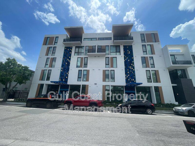 Condo for rent at 1558 4th St #208, Sarasota, FL 34236