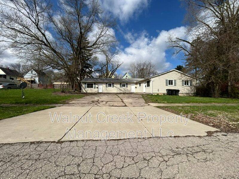 Apartment for rent at 138 Mendel Court #1, Elyria, OH 44035