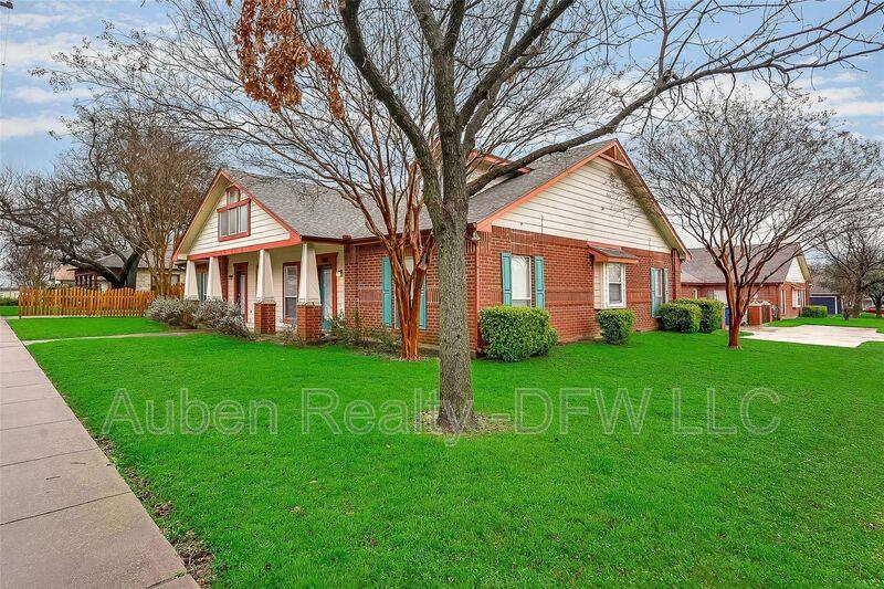 House for rent at 300 E Main St, Lancaster, TX 75146