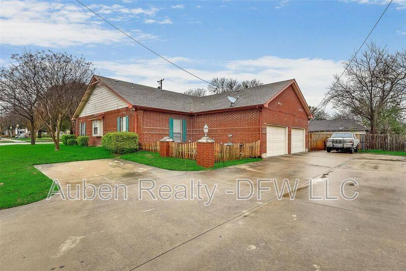 House for rent at 300 E Main St, Lancaster, TX 75146