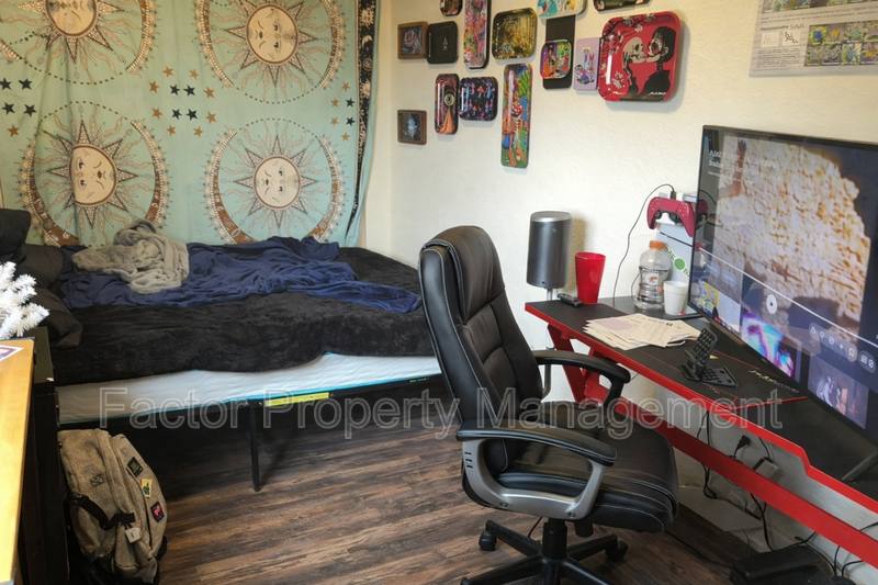 Apartment for rent at 103 Locust St #1, Mankato, MN 56001