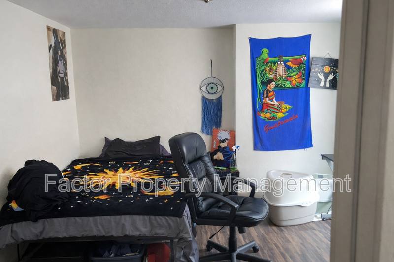 Apartment for rent at 103 Locust St #1, Mankato, MN 56001