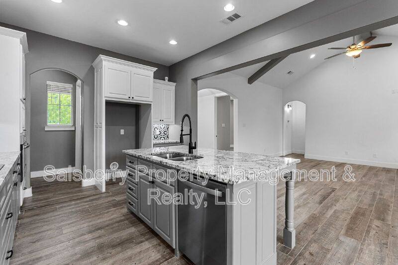 House for rent at 121 Cedar Lane, Denton, TX 76201