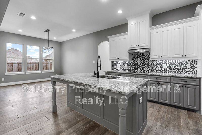 House for rent at 121 Cedar Lane, Denton, TX 76201