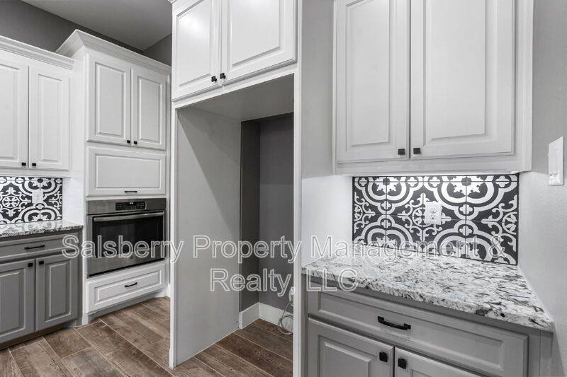 House for rent at 121 Cedar Lane, Denton, TX 76201