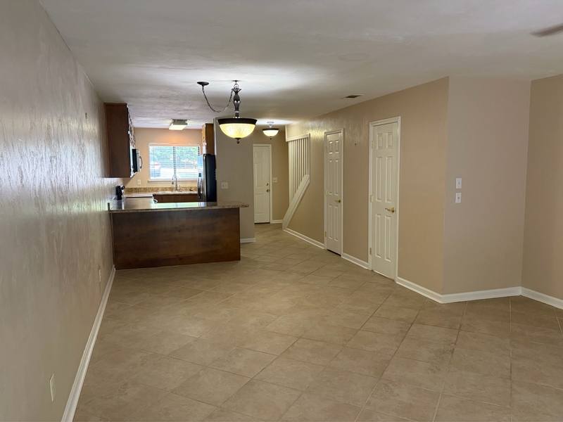Townhouse for rent at 3207 Shamrock St E #18, Tallahassee, FL 32309