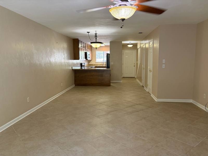 Townhouse for rent at 3207 Shamrock St E #18, Tallahassee, FL 32309