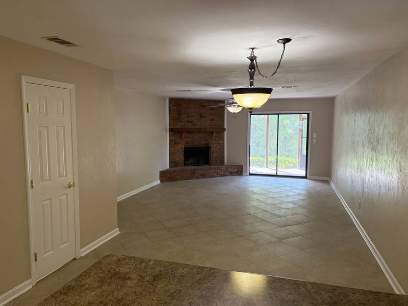 Townhouse for rent at 3207 Shamrock St E #18, Tallahassee, FL 32309