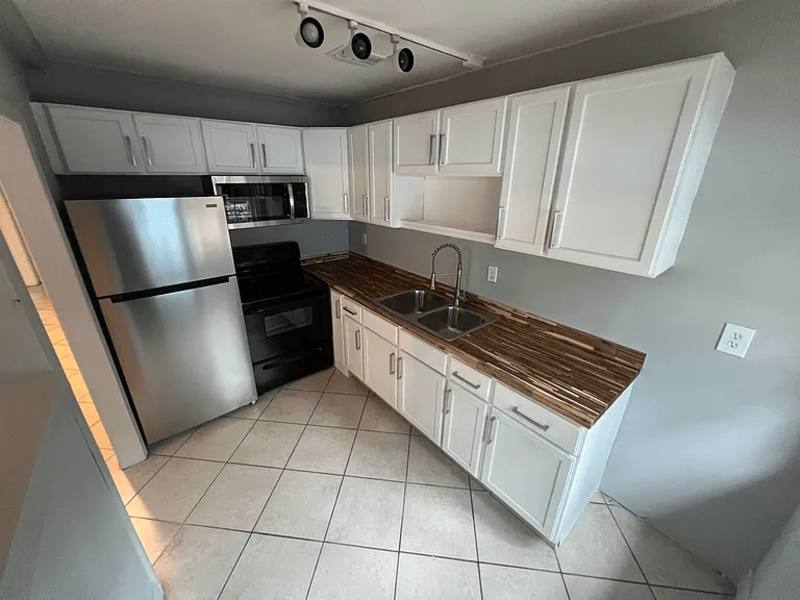 Apartment for rent at 1240 Levy Ave #1, Tallahassee, FL 32310