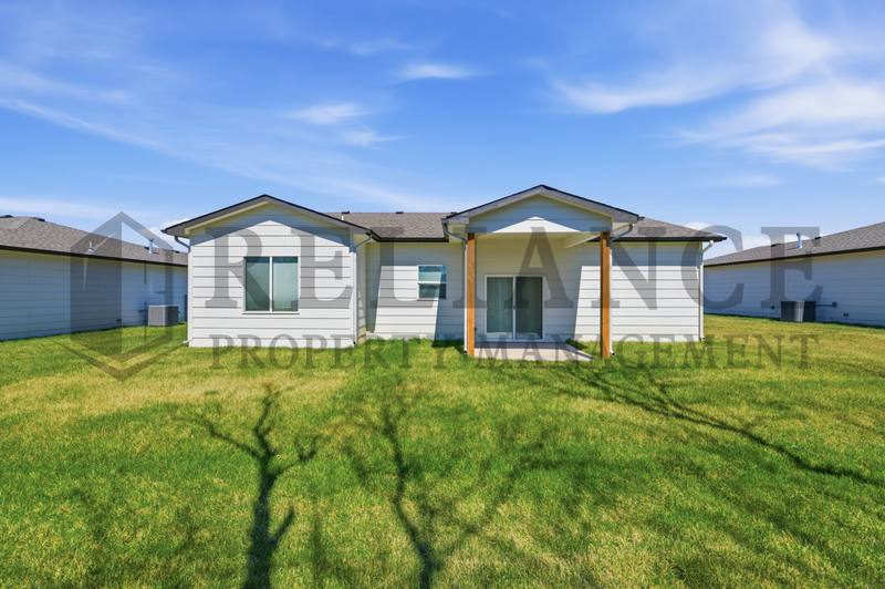 House for rent at 501 E Elmwood St, Valley Center, KS 67147