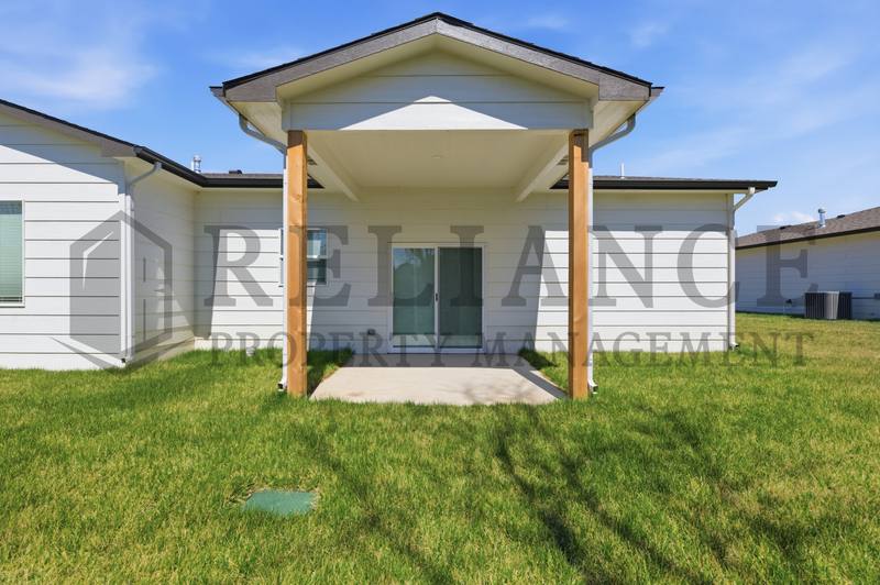 House for rent at 501 E Elmwood St, Valley Center, KS 67147