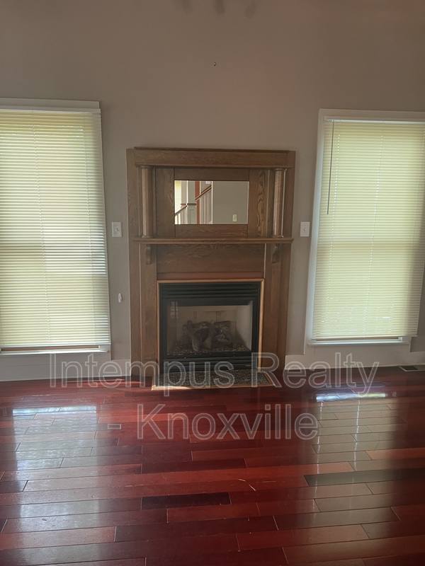 House for rent at 229 Deaderick Ave, Knoxville, TN 37921