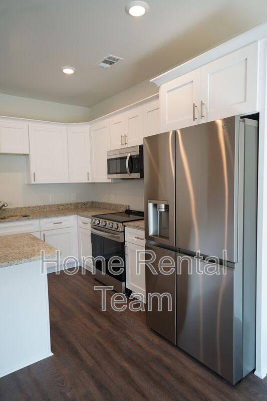 Townhouse for rent at 481 Governor Treutlen Circle, Pooler, GA 31322