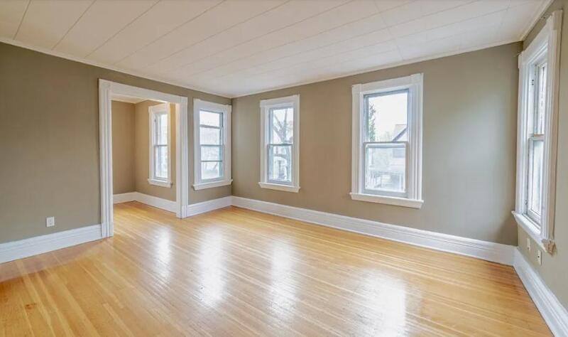 Apartment for rent at 213 Oxford St, Rochester, NY 14607