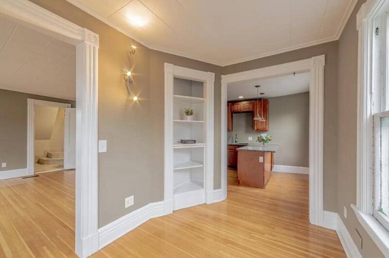 Apartment for rent at 213 Oxford St, Rochester, NY 14607