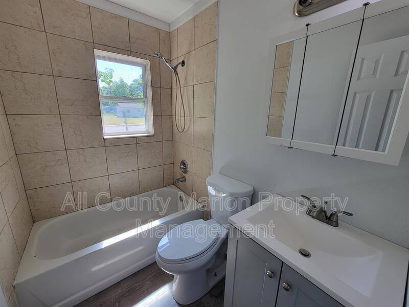 House for rent at 1140 NW 20th Ave, Ocala, FL 34475