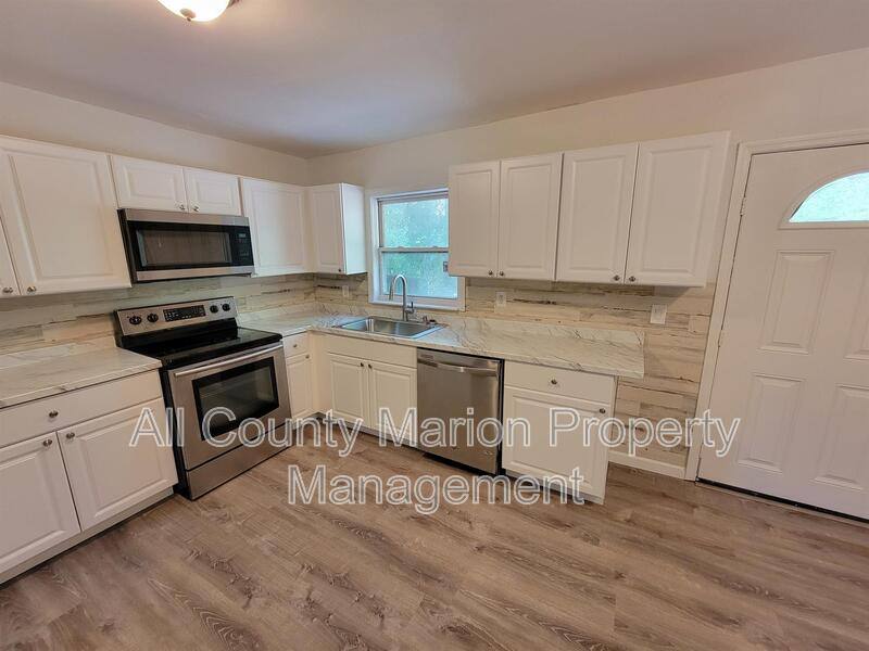 House for rent at 1140 NW 20th Ave, Ocala, FL 34475