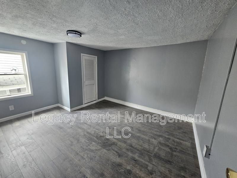 Apartment for rent at 620 Ridge St #1, Freeland, PA 18224
