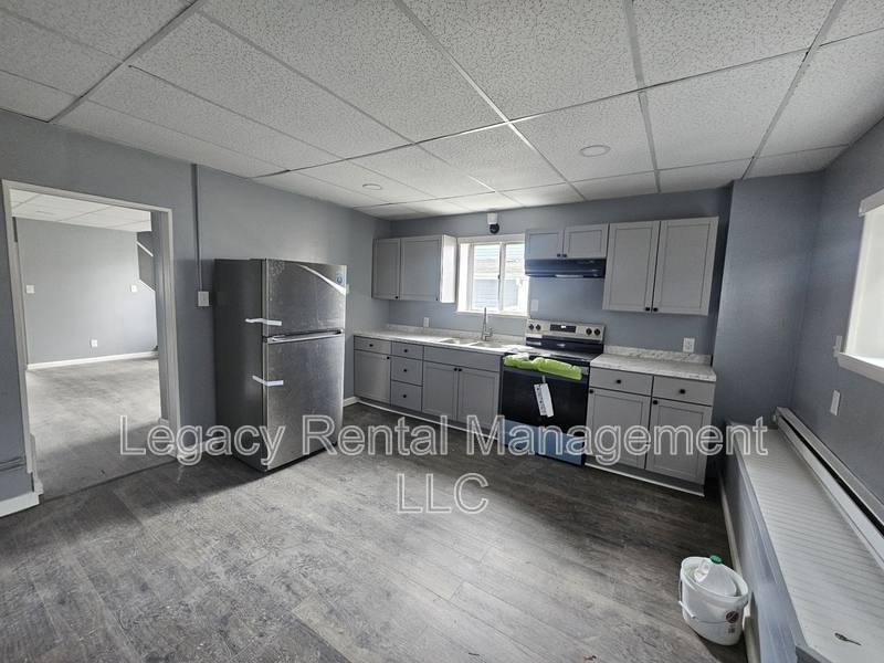 Apartment for rent at 620 Ridge St #1, Freeland, PA 18224
