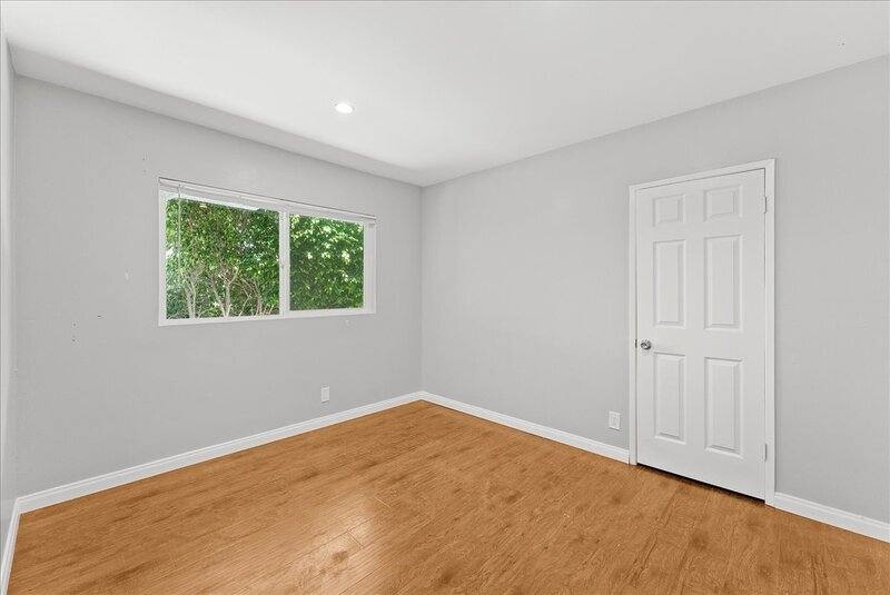 Apartment for rent at 1711 Delaware Ave #5, Santa Monica, CA 90404