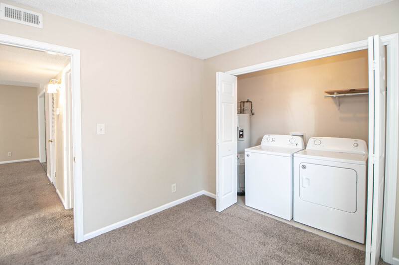 Apartment for rent at 143 Darlene Dr #F, Clarksville, TN 37042