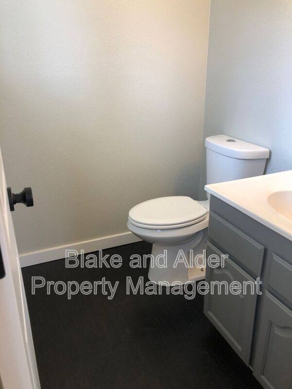 House for rent at 2410 SE 9th Court, Gresham, OR 97080