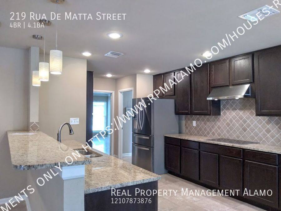 House for rent at 219 Rua De Matta St, San Antonio, TX 78232