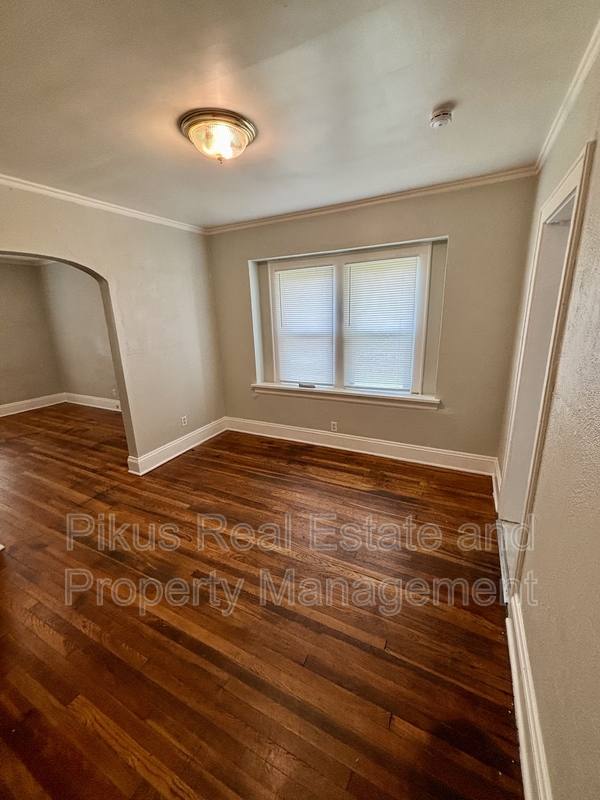 Apartment for rent at 485 Crouse St #DOWN, Akron, OH 44311