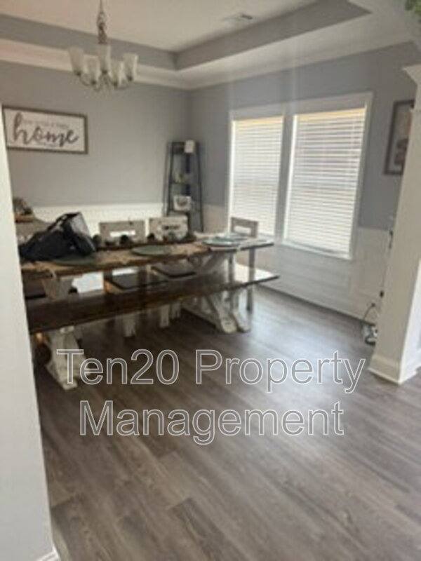 House for rent at 106 White Oak Place, Smiths Station, AL 36877